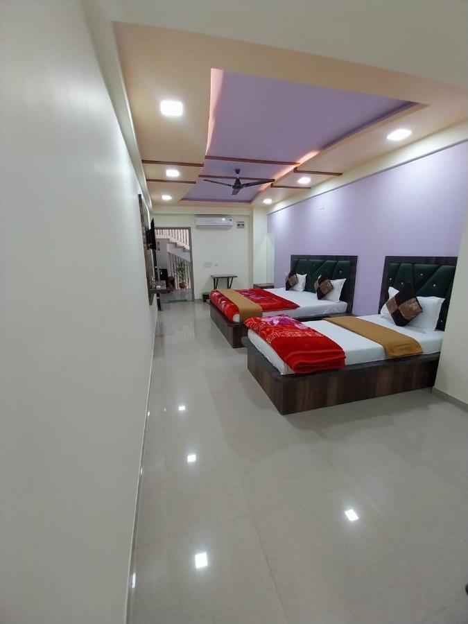 Hotel Ggc Inn Ahmedabad Buitenkant foto